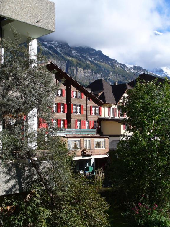 Swiss Lodge Hotel Bernerhof Венген Екстер'єр фото